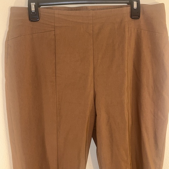 Chico’s So Slimming Brigitte Pants Tan Brown Ankle Slimming Band Size 2 or L - Picture 6 of 10